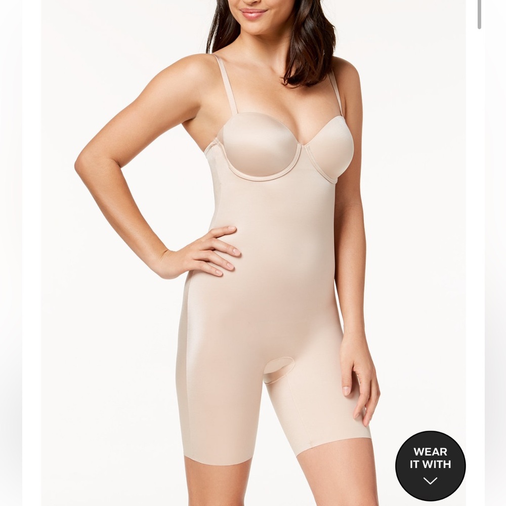 Spanx suit your fancy cupped mid thigh bodysuit size large NWT champaigne beige